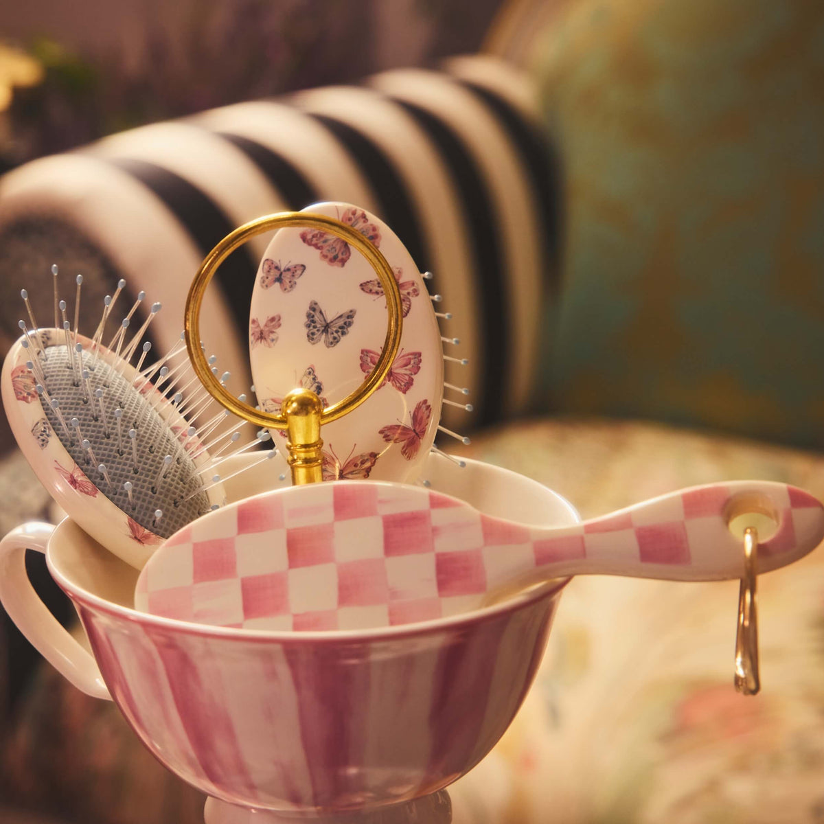 MacKenzie-Childs x Wet Brush Keychain Detangler - Rosy Check