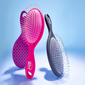 Frizz-Free Detangler - Black