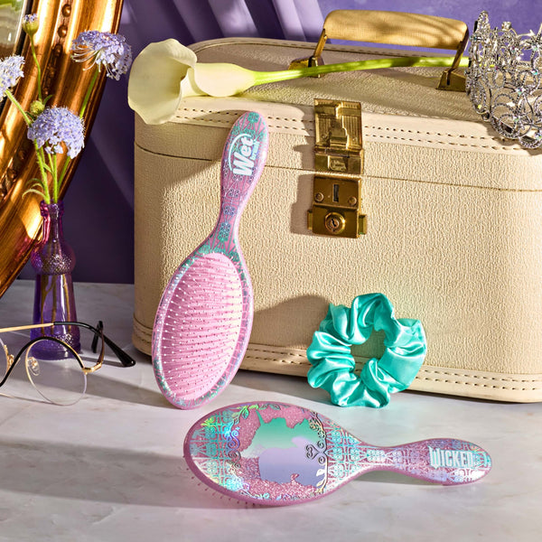 Wet Brush x Universal Wicked Detangle and Style Kit - Friendship